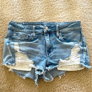 American Eagle shortie shorts lace peek through pockets size 6
